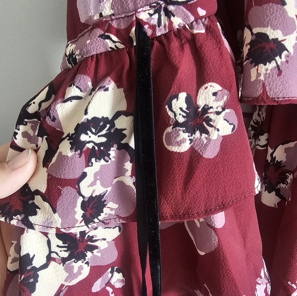 Pokkori Burgundy Floral Print Nursing Blouse Maternity Size MEDIUM Lightweight - Picture 8 of 10